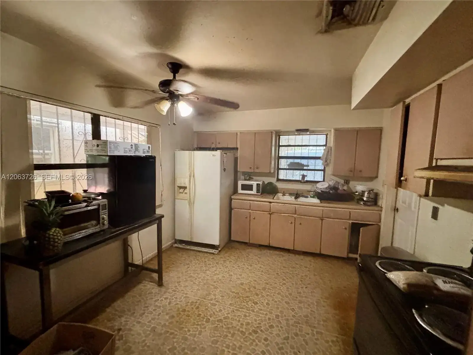 5300 SW 103rd Pl, Miami FL 33165 photo 2
