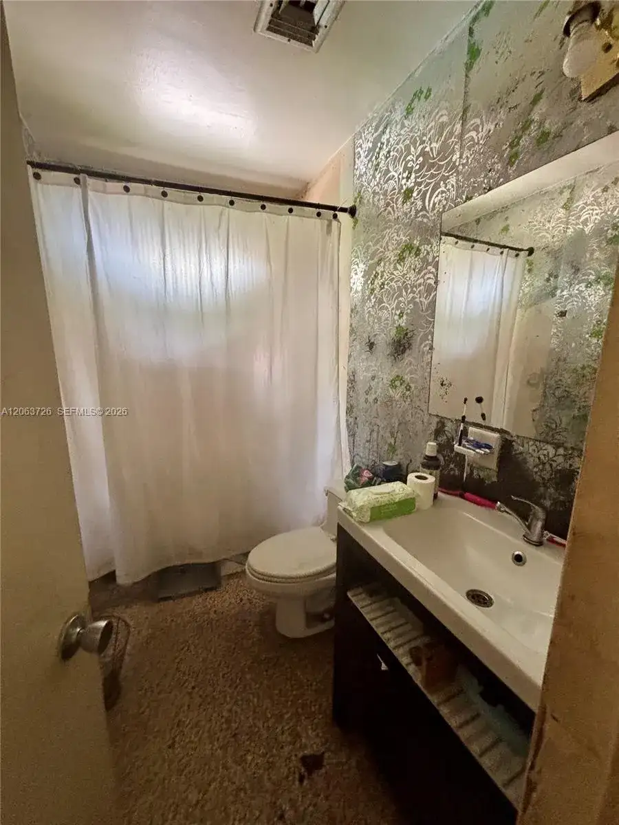 5300 SW 103rd Pl, Miami FL 33165 photo 4