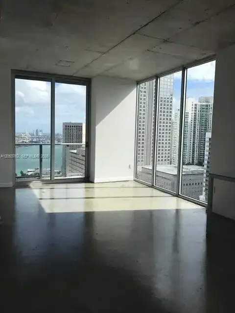 151 SE 1st St # 2801, Miami FL 33131 photo 2
