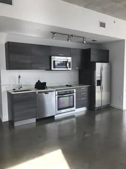 151 SE 1st St # 2801, Miami FL 33131 photo 5