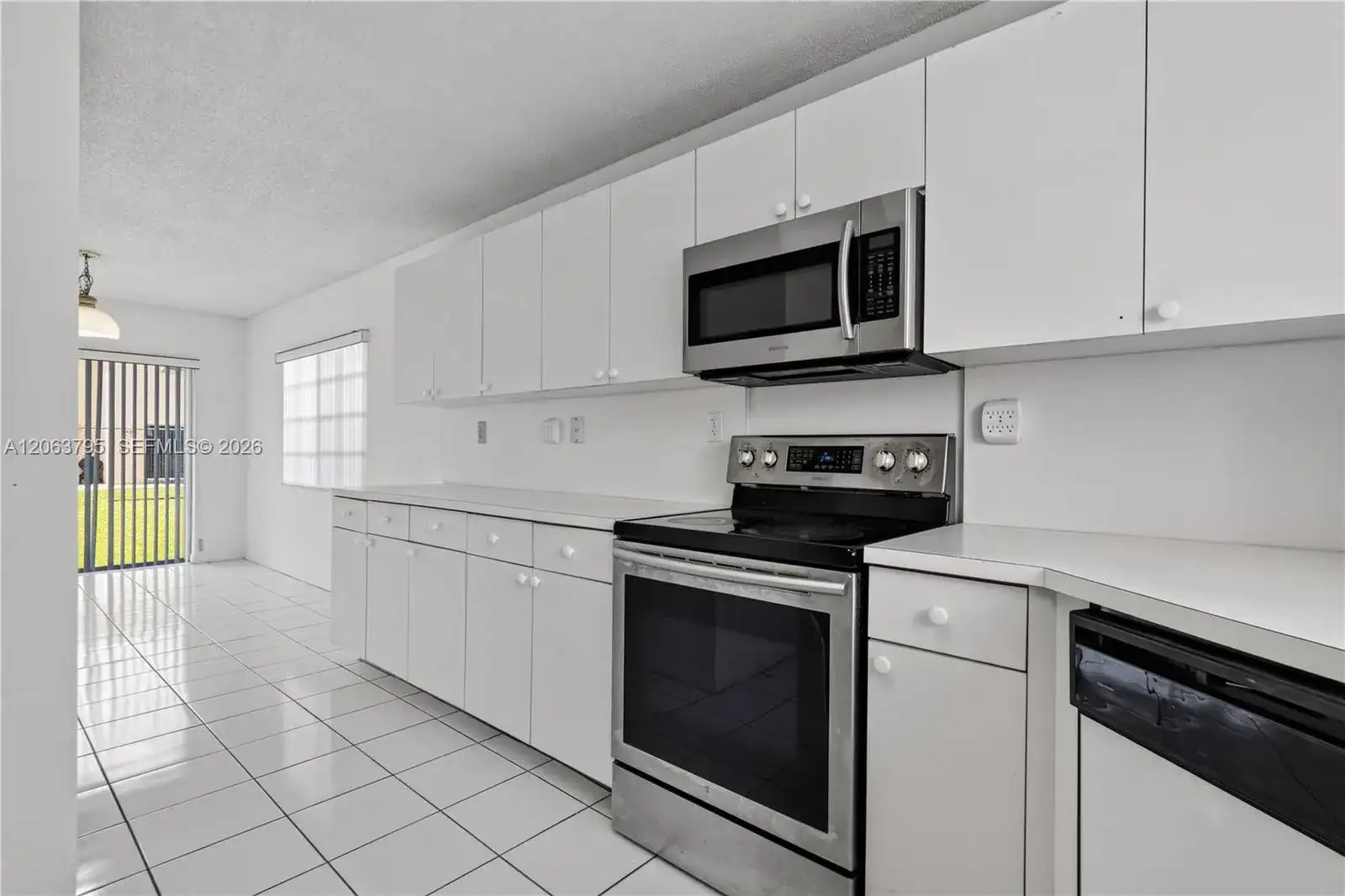 14156 SW 163rd Ter, Miami FL 33177 photo 5