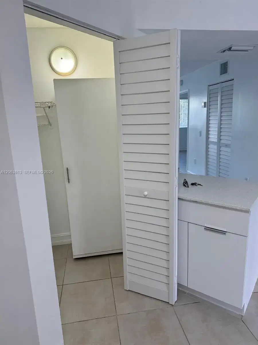 6135 NW 186th St # 312, Hialeah FL 33015 photo 2