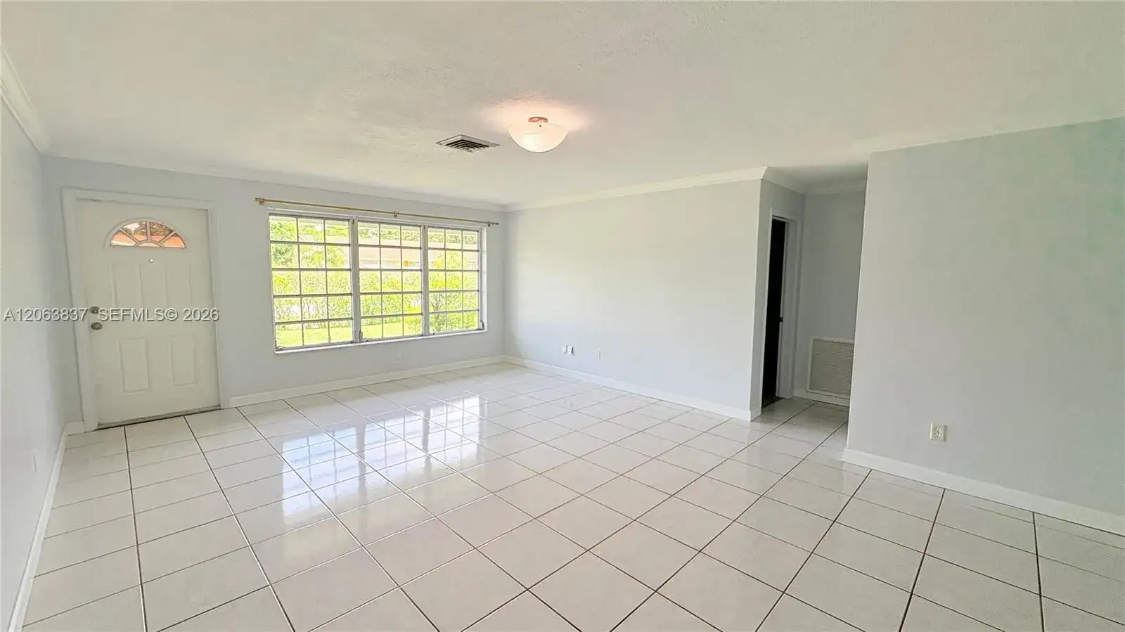 4440 NW 4th Ct # 4440, Plantation FL 33317 photo 2