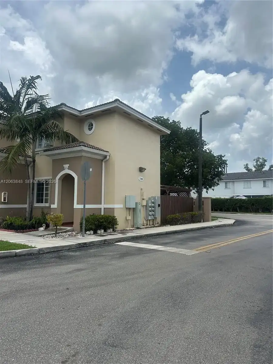 7380 NW 174th Ter # 204, Hialeah FL 33015 photo 3