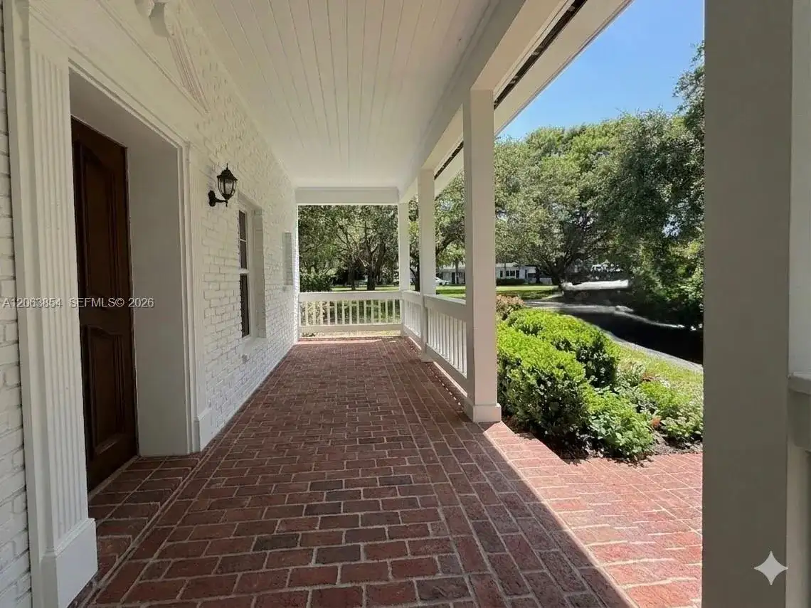 12345 SW 63rd Ave, Pinecrest FL 33156 photo 4