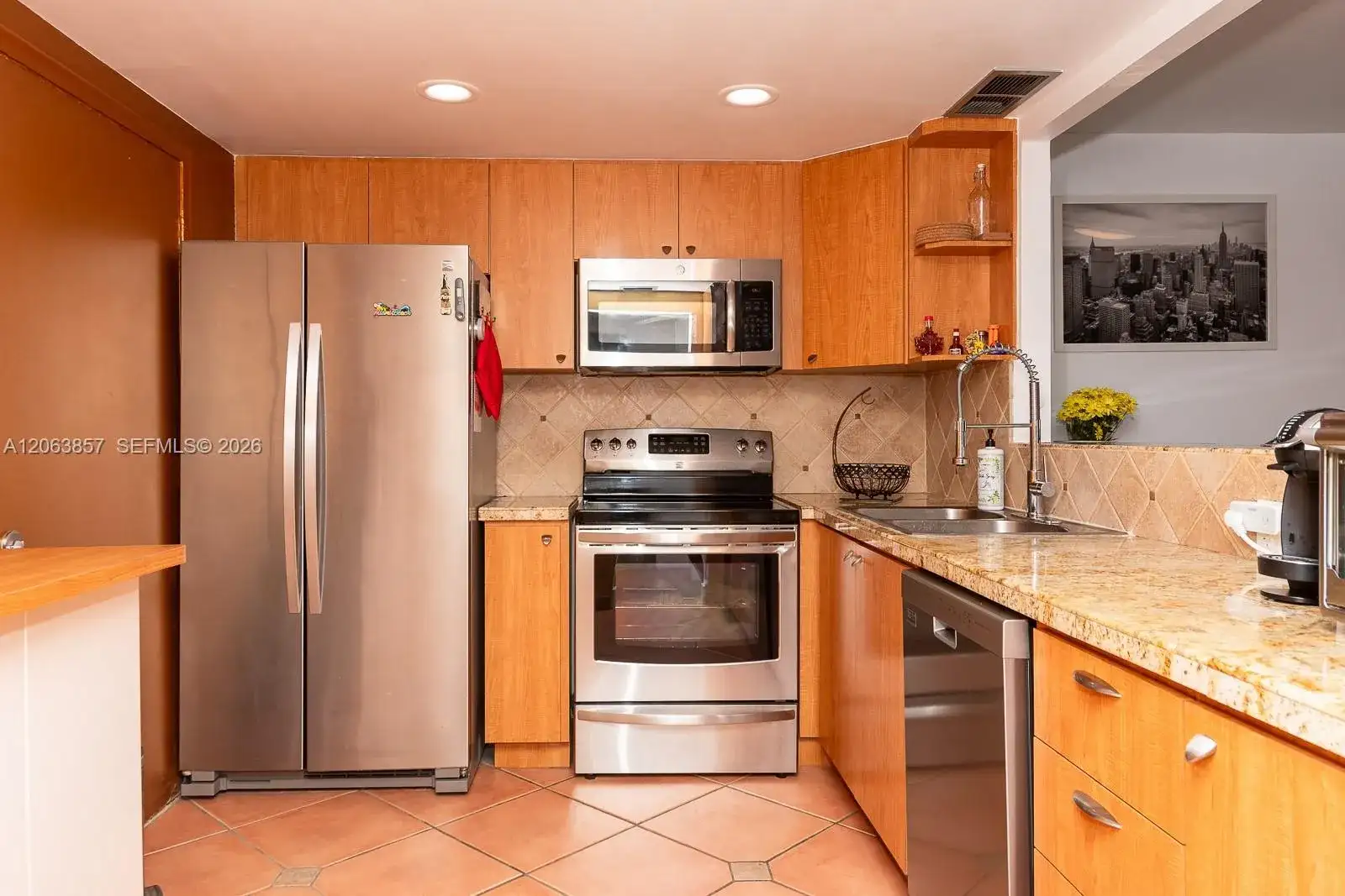 1020 Meridian Ave # 314, Miami Beach FL 33139 photo 2