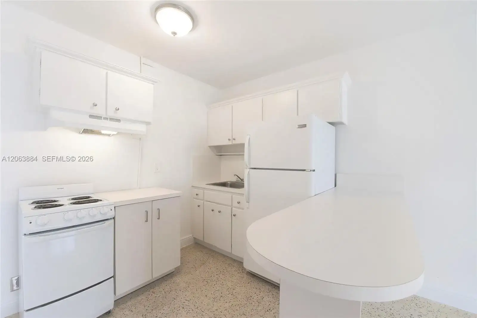 33 SALAMANCA AVE, Coral Gables FL 33134 photo 4