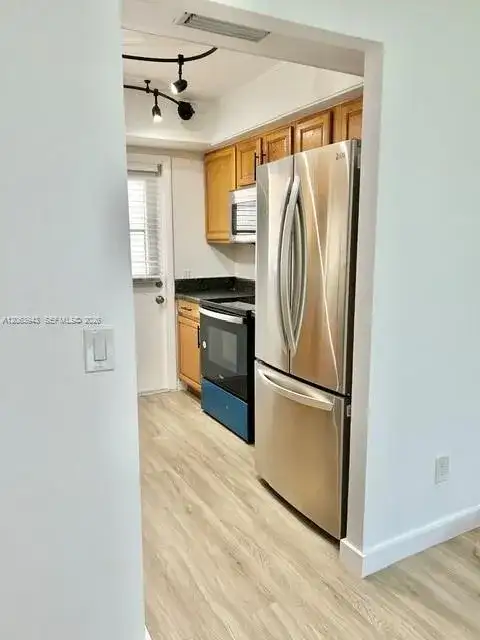 2431 SW 82nd Ave # 204, Davie FL 33324 photo 3