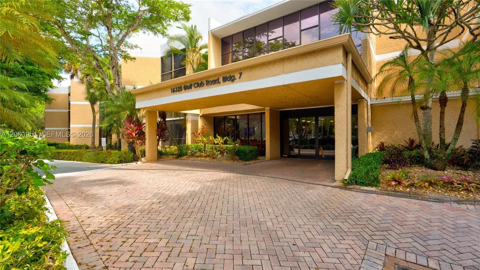 16325 Golf Club Rd # 101, Weston FL 33326 photo 2