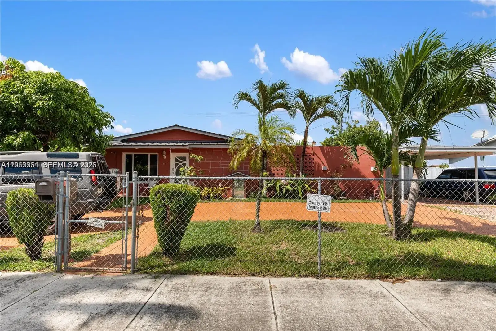 1211 NW 179th St, Miami Gardens FL 33169 photo 2