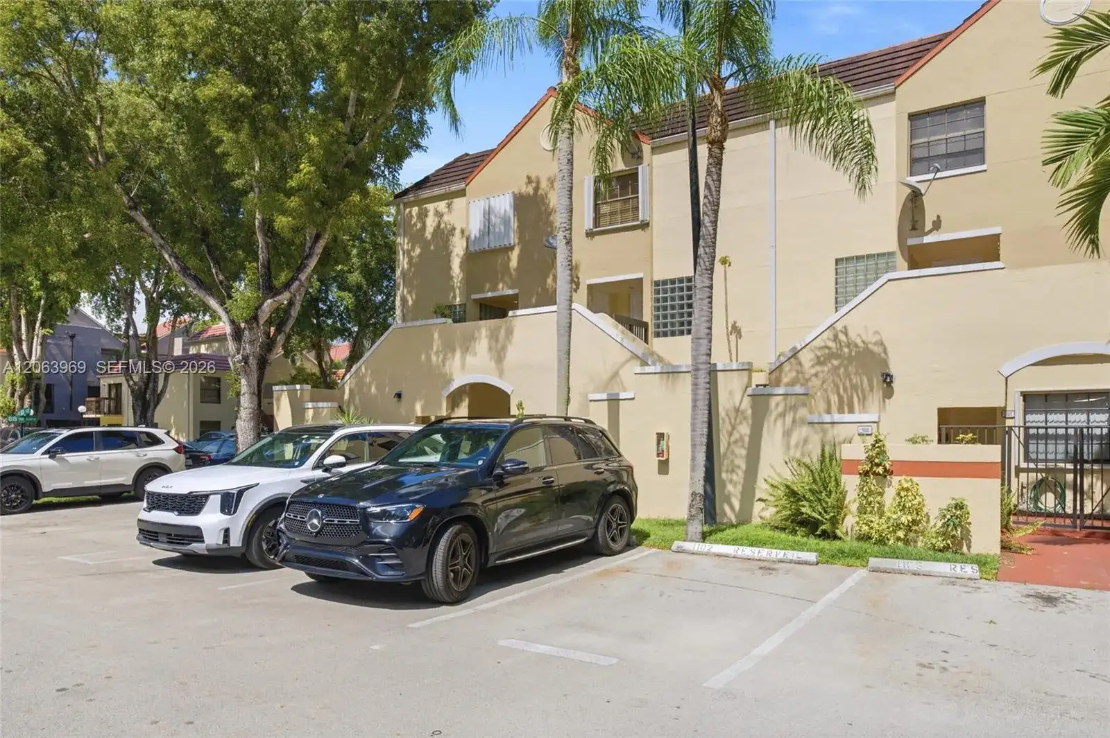 8855 SW 131st Ct # 202, Miami FL 33186 photo 2
