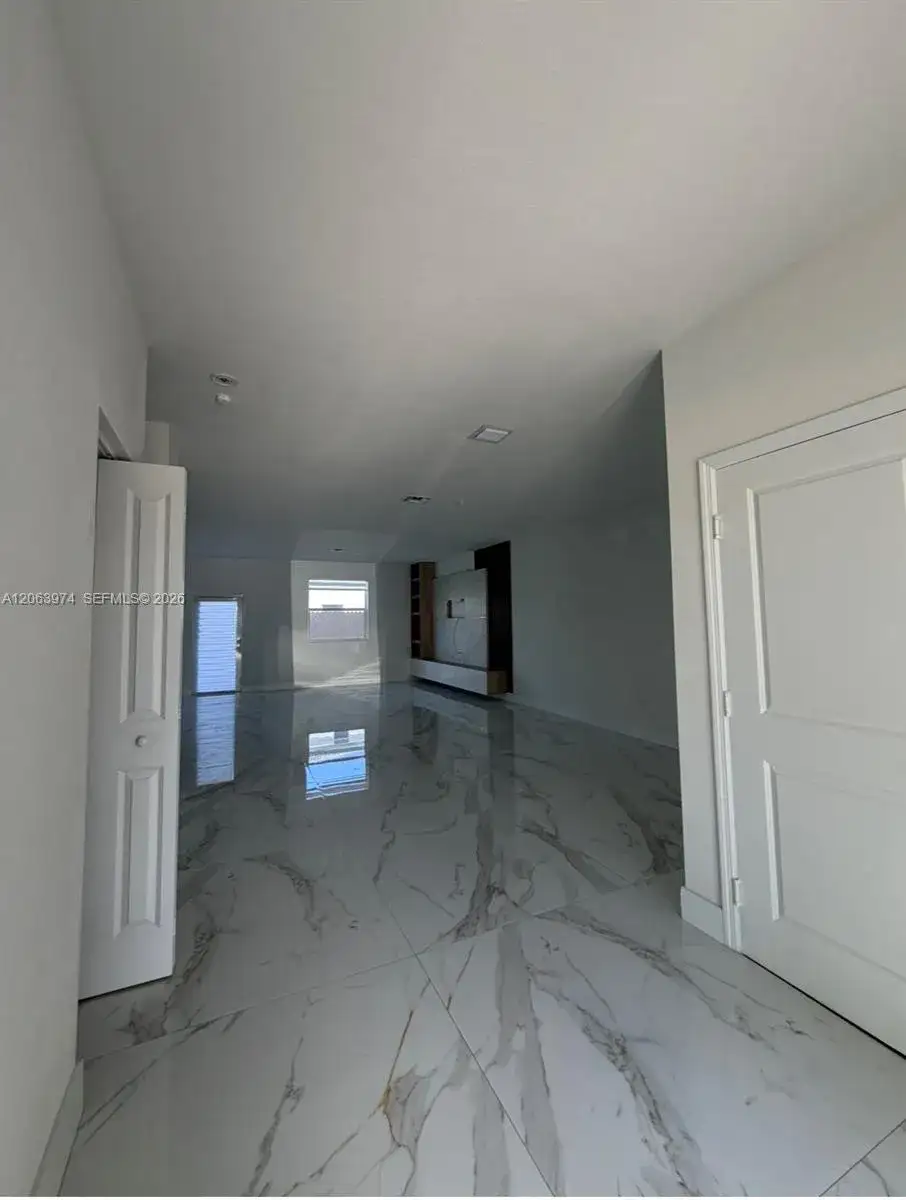 16144 SW 148th Pl, Miami FL 33187 photo 3