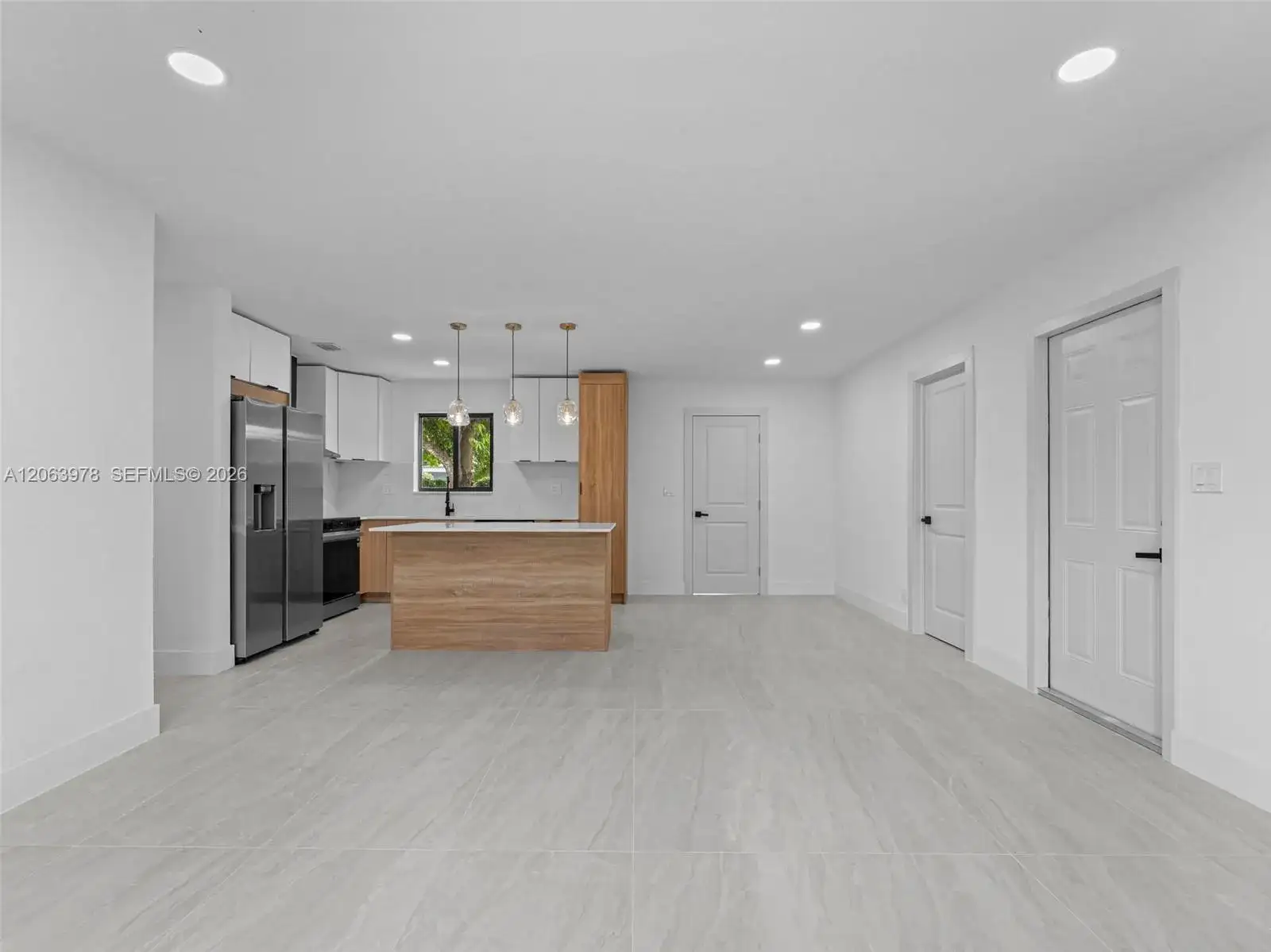 1055 Wyoming Ave, Fort Lauderdale FL 33312 photo 3