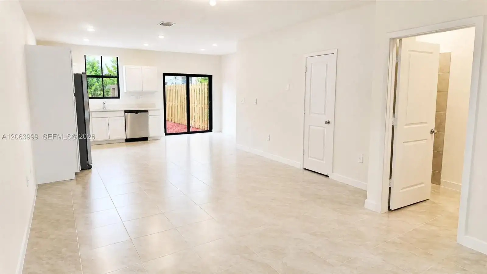 1381 NE 4th Ave # 1381, Florida City FL 33034 photo 4