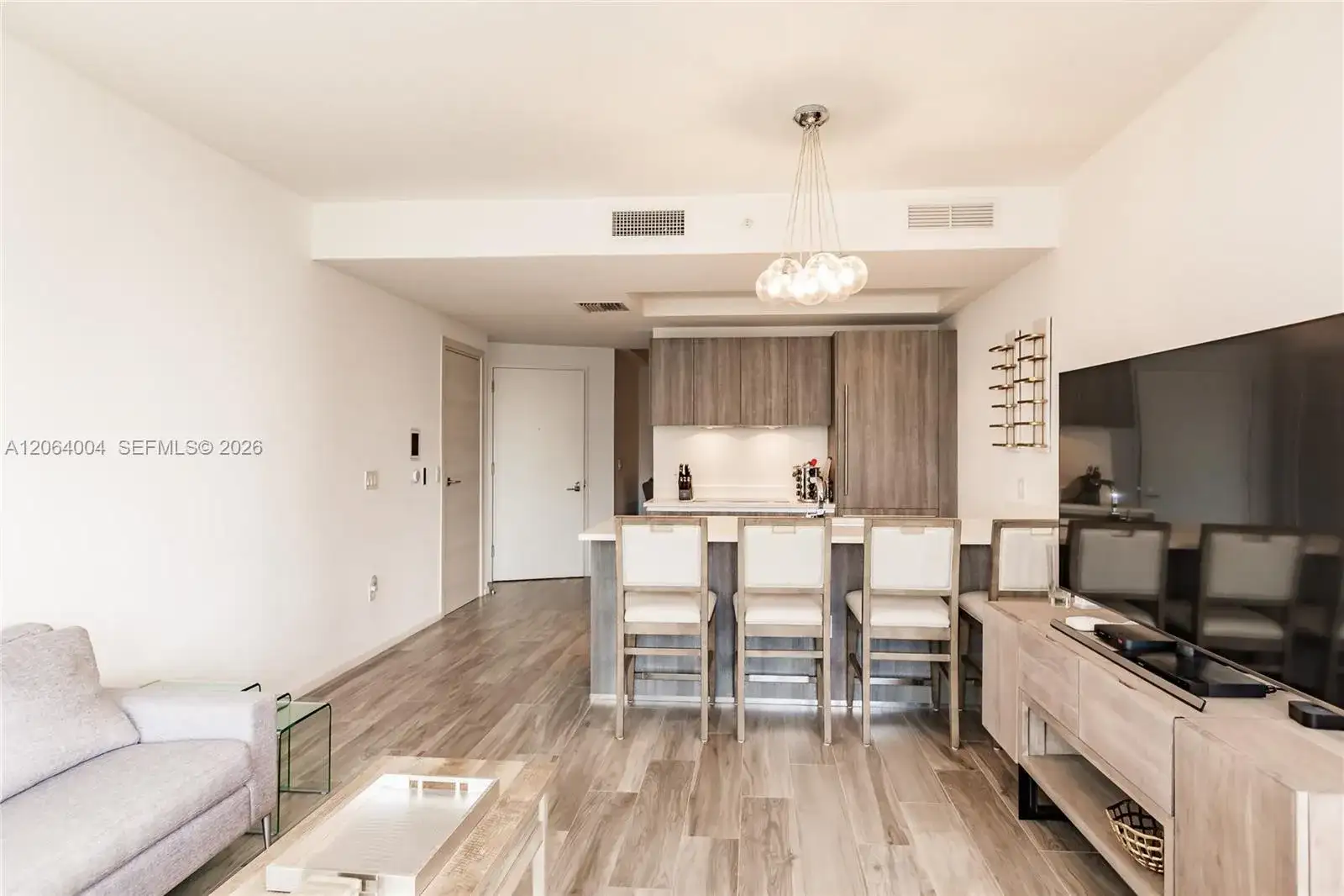 801 S Miami Ave # 3703, Miami FL 33130 photo 4