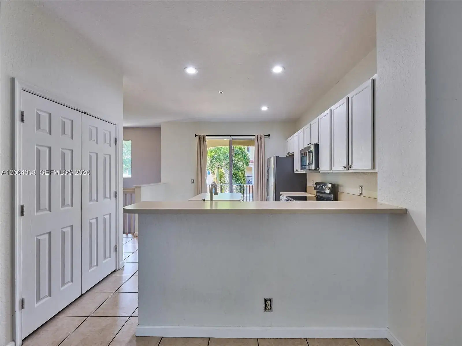 3182 N Greenleaf Cir, Boynton Beach FL 33426 photo 3