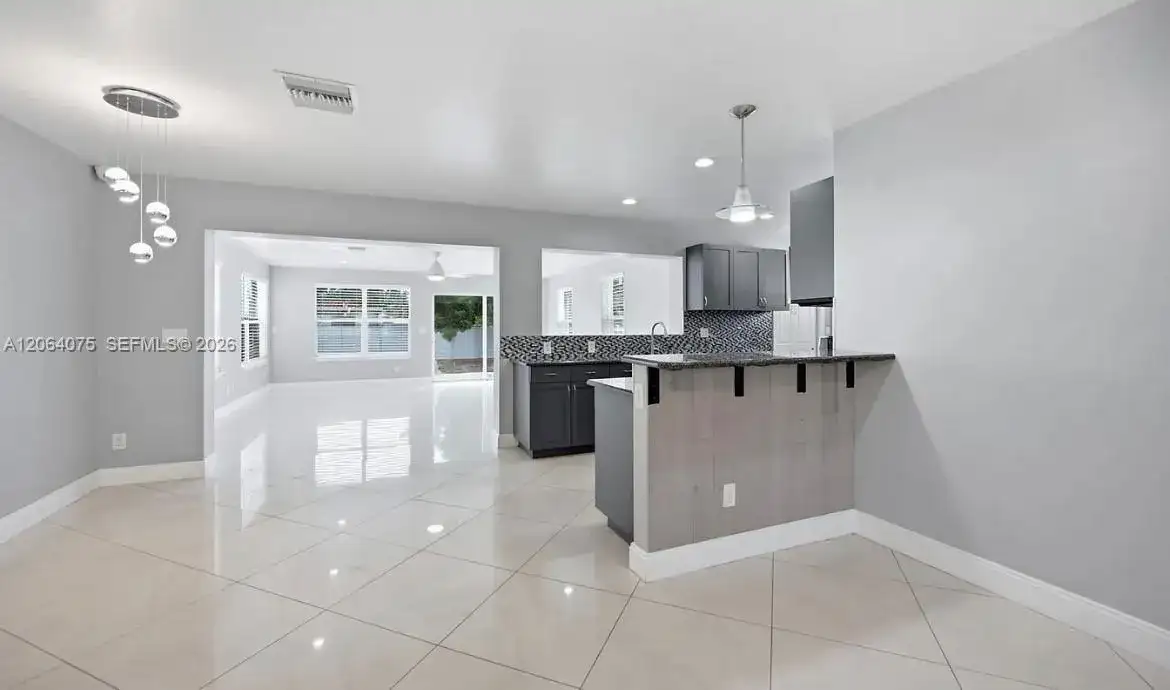 434 Australian Circle, Lake Park FL 33403 photo 3