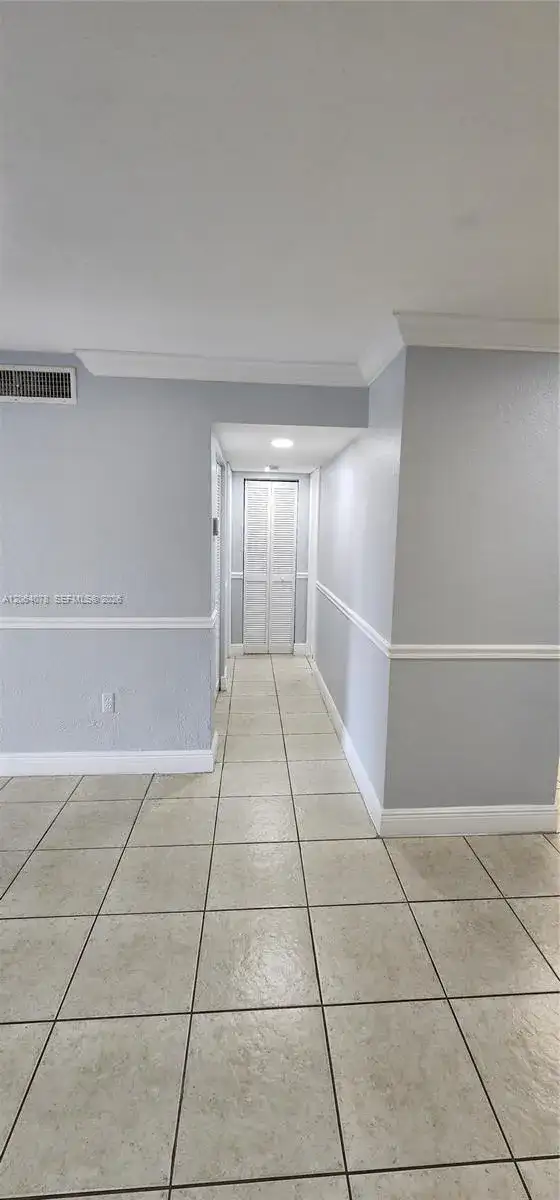9405 SW 76th St # Y32, Miami FL 33173 photo 5