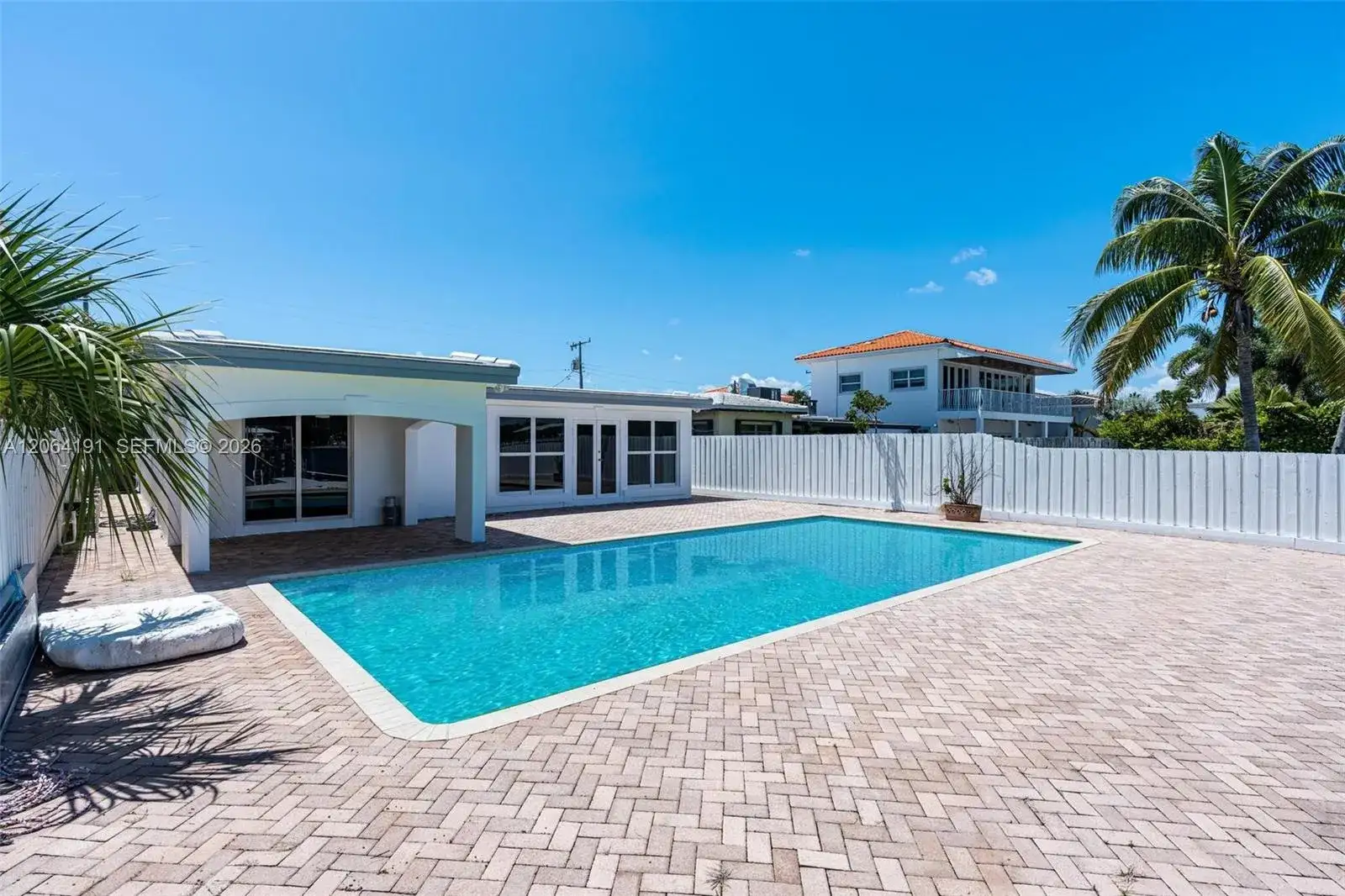 1451 Stillwater Dr, Miami Beach FL 33141 photo 2