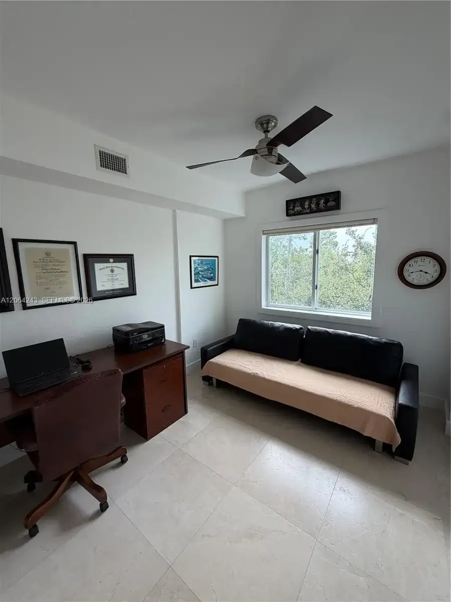 6001 SW 70th St # 445, South Miami FL 33143 photo 5