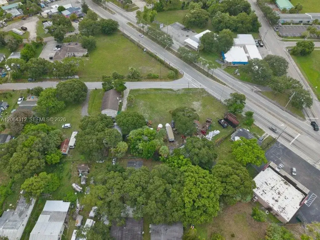 711 S 21st St, Fort Pierce FL 34950 photo 4