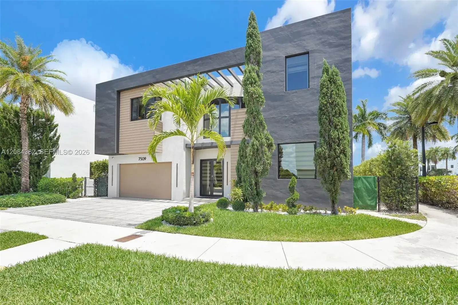 7509 NW 99th Ave, Doral FL 33178 photo 4
