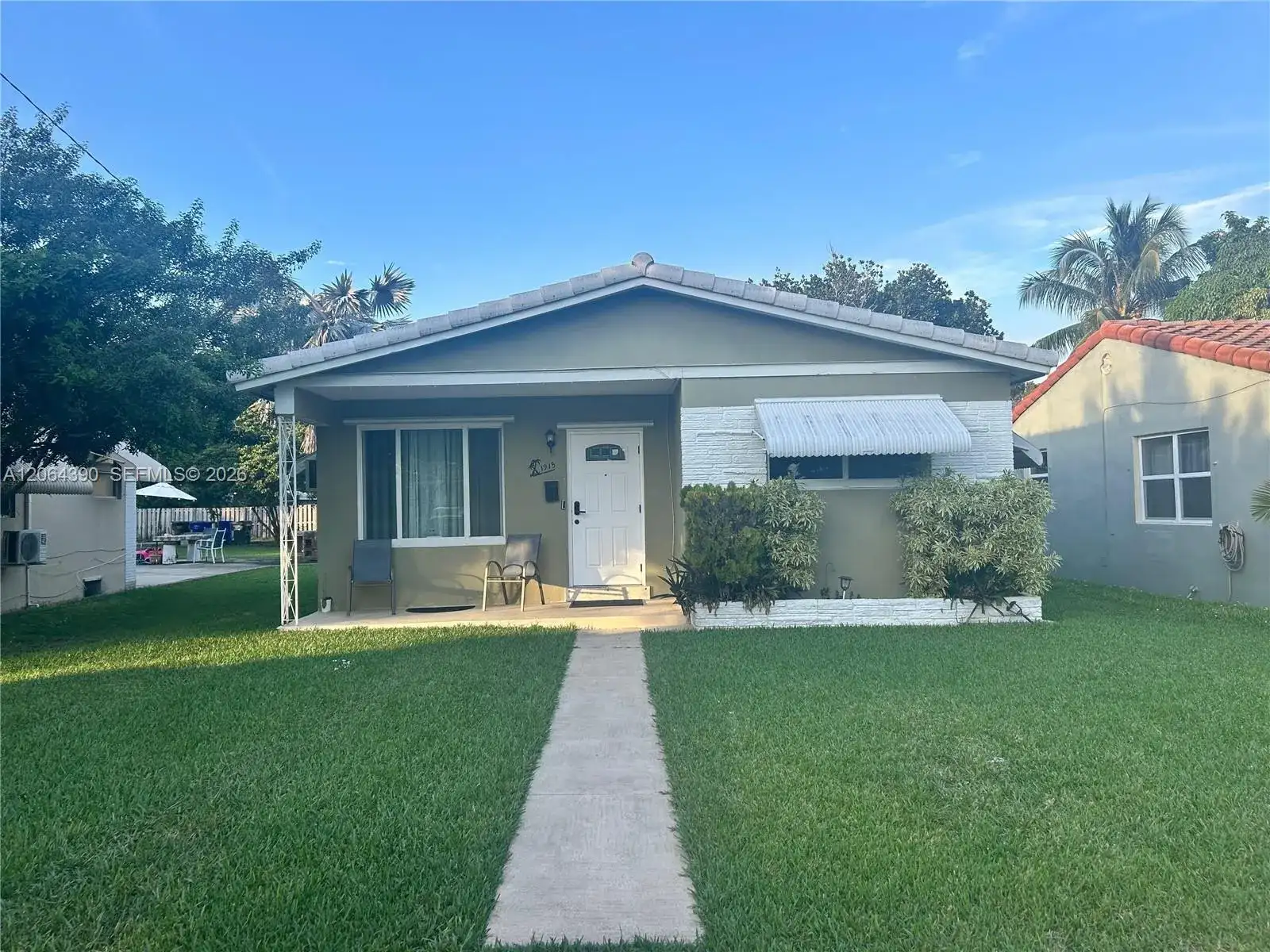 1915 Mayo St # 0, Hollywood FL 33020 photo 2