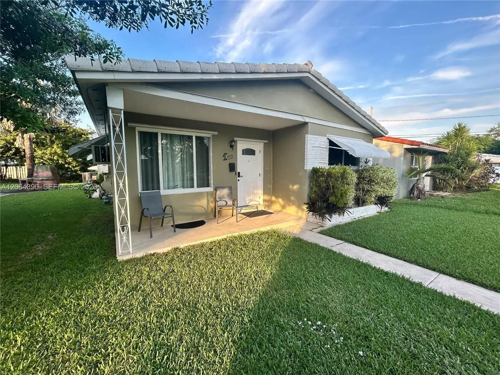 1915 Mayo St # 0, Hollywood FL 33020 photo 3