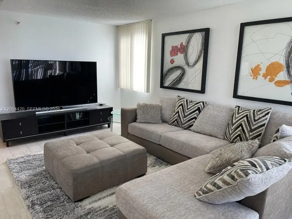 800 N Miami Ave # 509, Miami FL 33136 photo 3