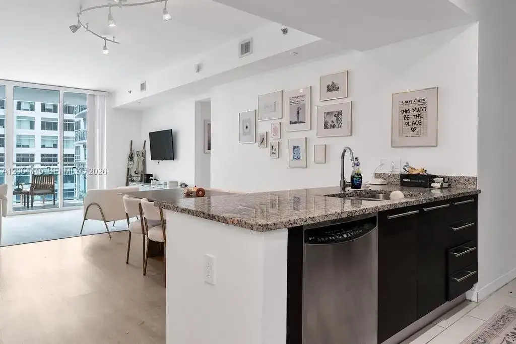 951 BRICKELL AV # 1100, Miami FL 33131 photo 2