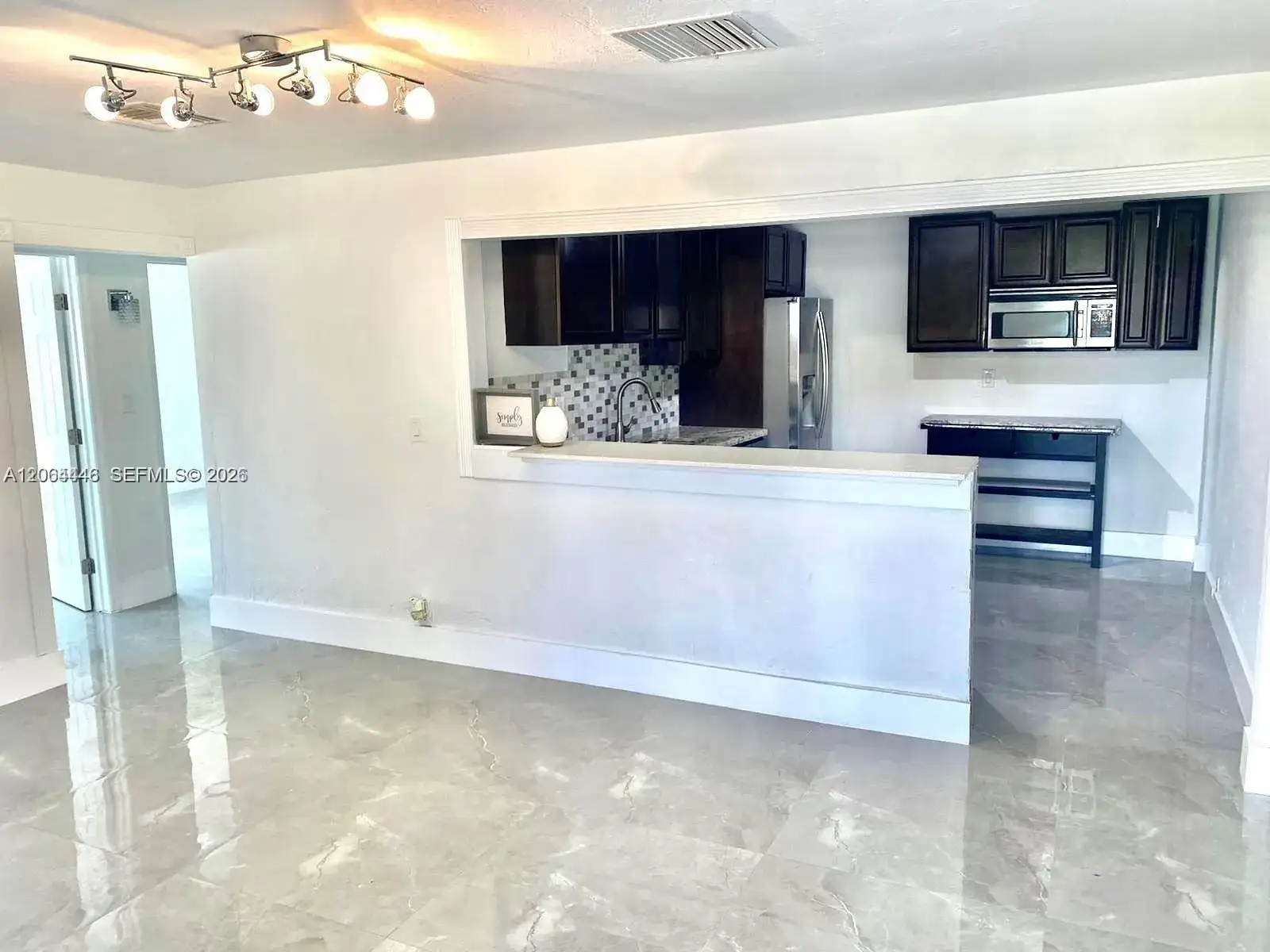 112 Ronald Rd, West Park FL 33023 photo 3