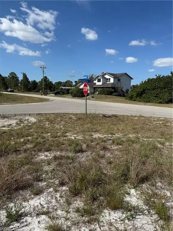 733 Anaconda Ave., Lehigh Acres FL 33974 photo 2