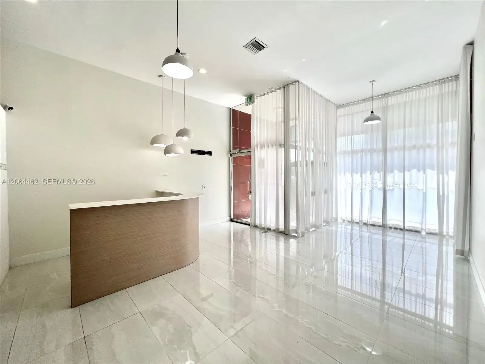 1400 Ponce De Leon Blvd, Coral Gables FL 33134 photo 3