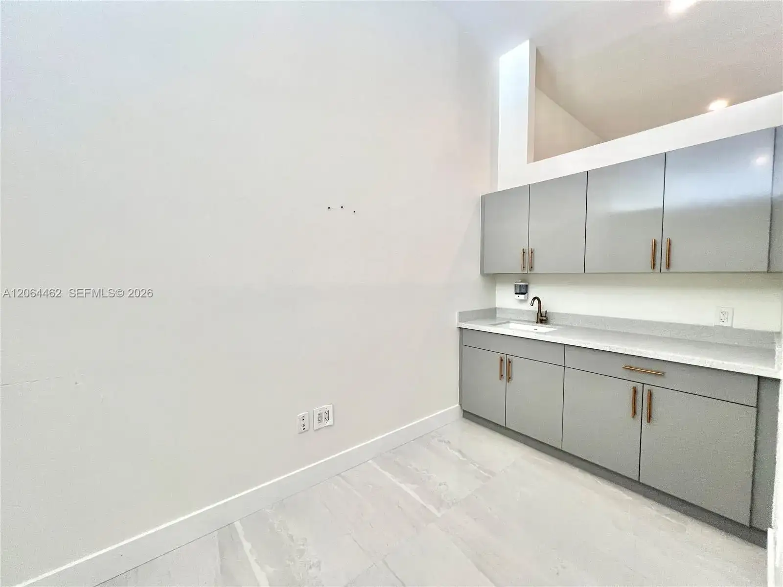 1400 Ponce De Leon Blvd, Coral Gables FL 33134 photo 5