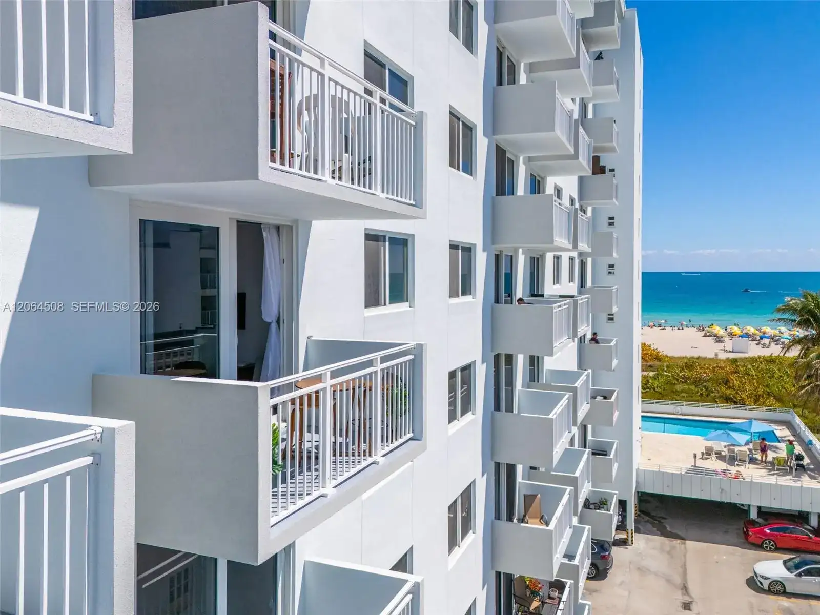 345 Ocean Dr # 610, Miami Beach FL 33139 photo 2
