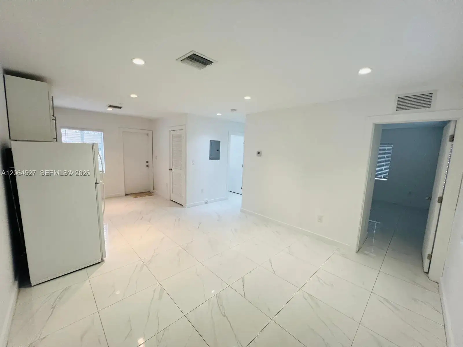 6700 NW 6th Ave, Miami FL 33150 photo 3