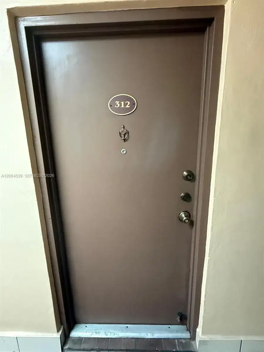 9400 W Flagler St # 312, Miami FL 33174 photo 5