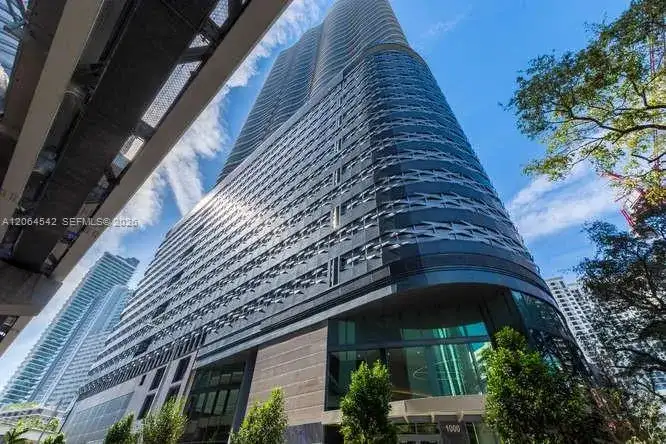 1000 Brickell Plz # 4104, Miami FL 33131 photo 2