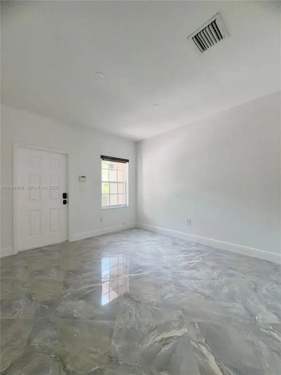 8894 SW 225th St, Cutler Bay FL 33190 photo 3
