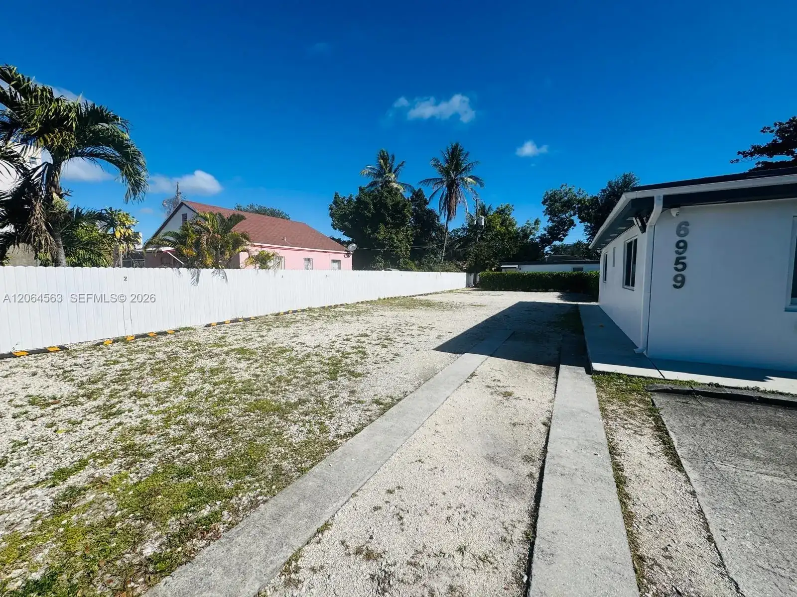 6959 NW 4th Ave, Miami FL 33150 photo 4