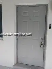 214 SE 8th St # 3, Hallandale Beach FL 33009 photo 2