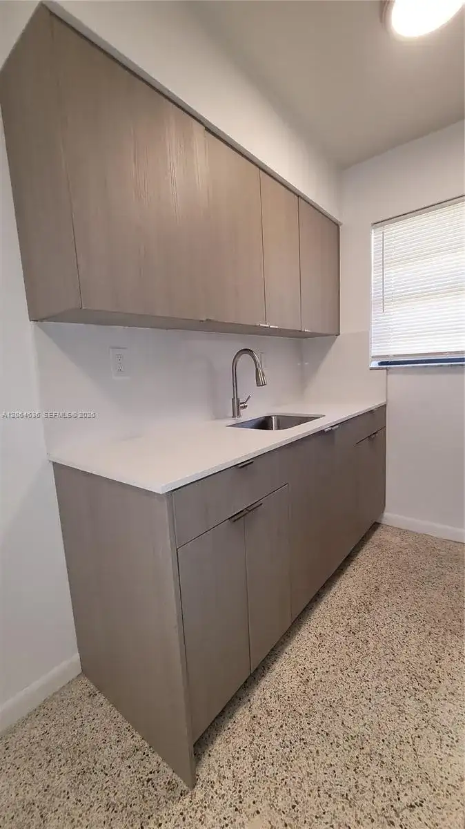 34 E 21st St # 11, Hialeah FL 33010 photo 2