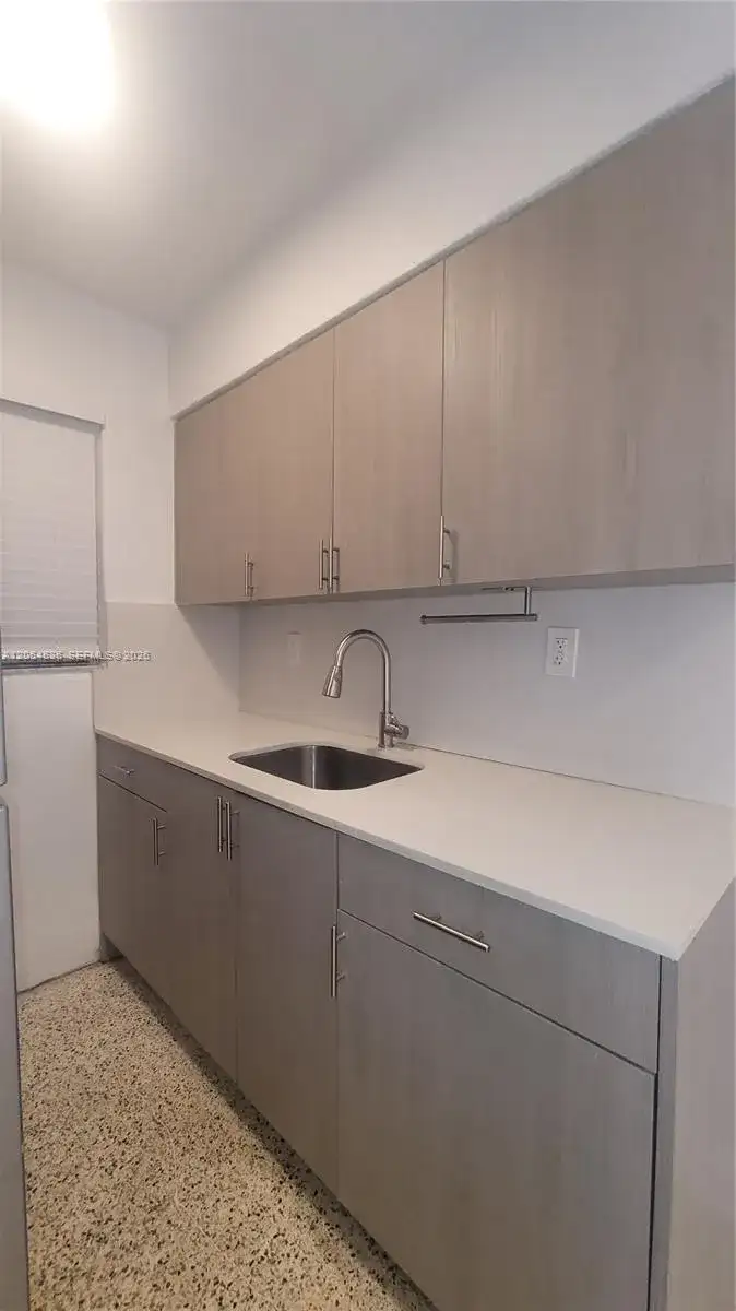 34 E 21st St # 11, Hialeah FL 33010 photo 4