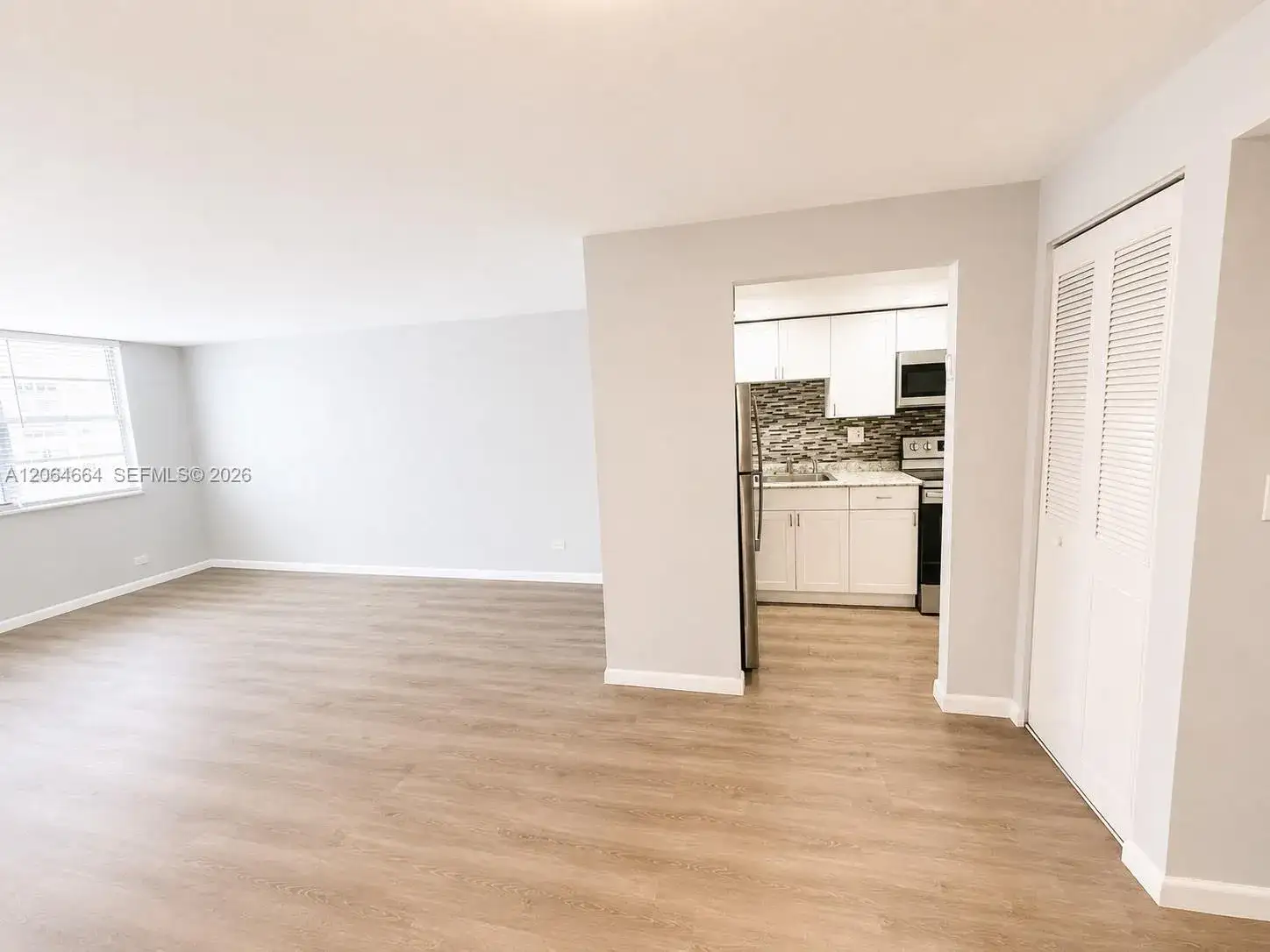250 174th St # 510, Sunny Isles Beach FL 33160 photo 4