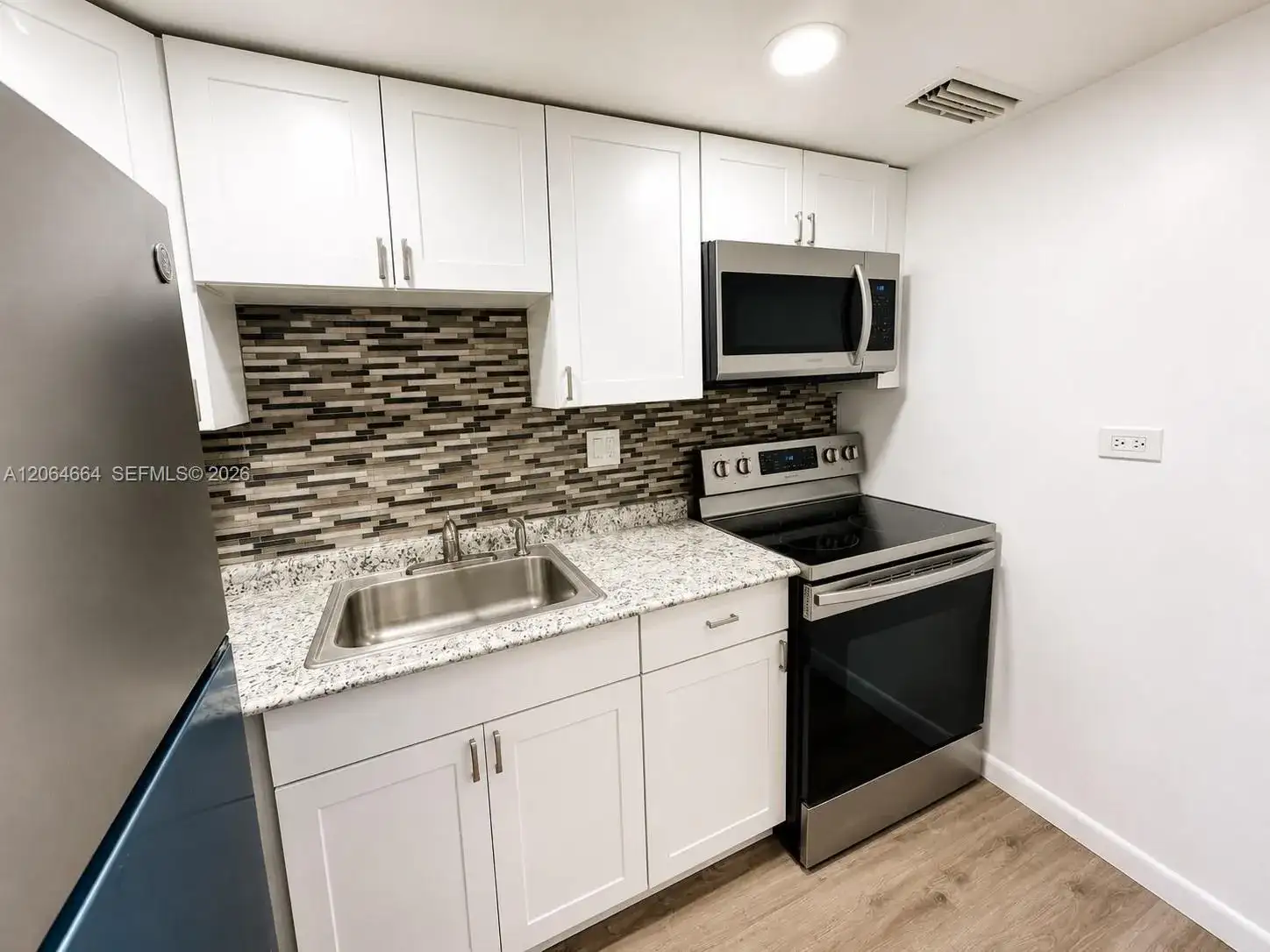 250 174th St # 510, Sunny Isles Beach FL 33160 photo 5