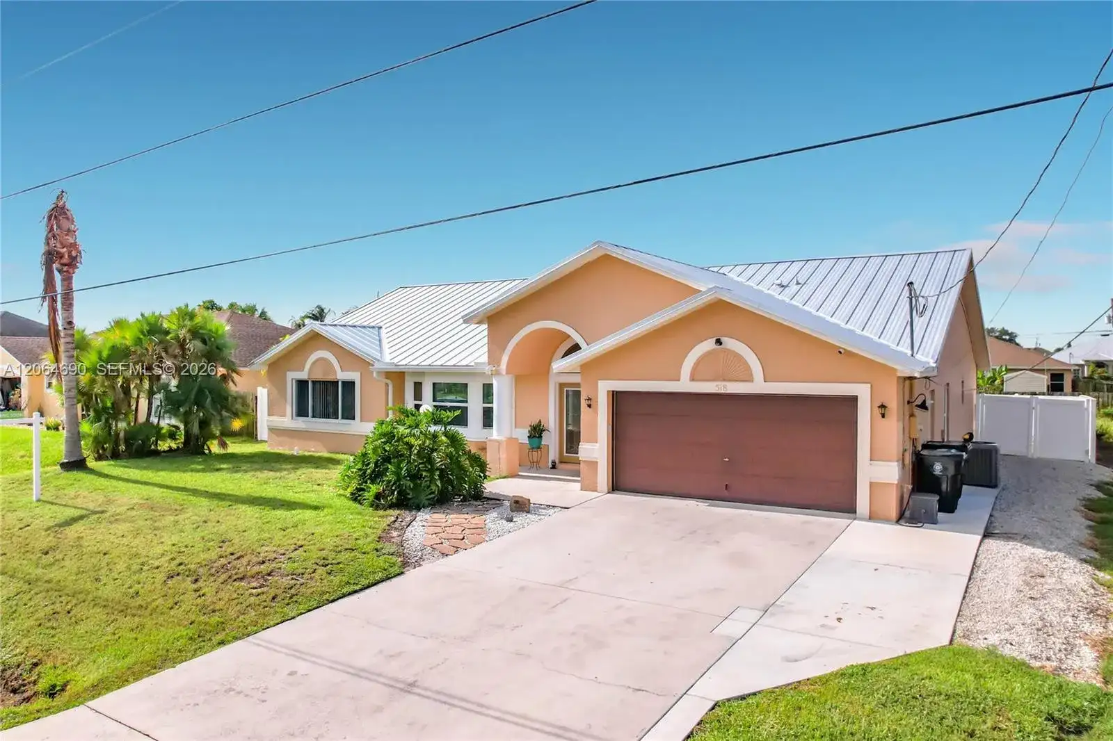 518 SW Lacroix Ave, Port St. Lucie FL 34953 photo 5