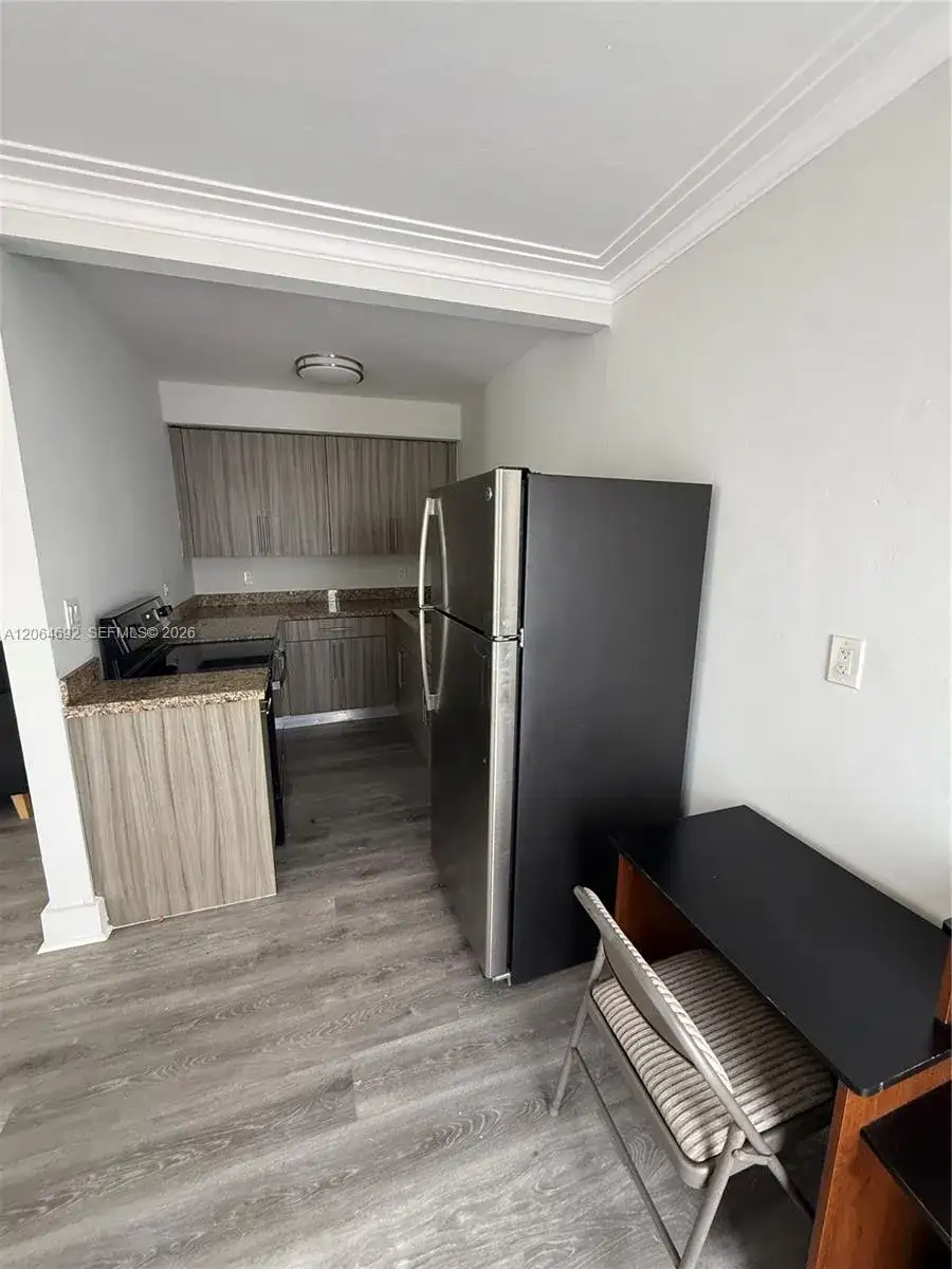 345 85th St # 1, Miami Beach FL 33141 photo 4