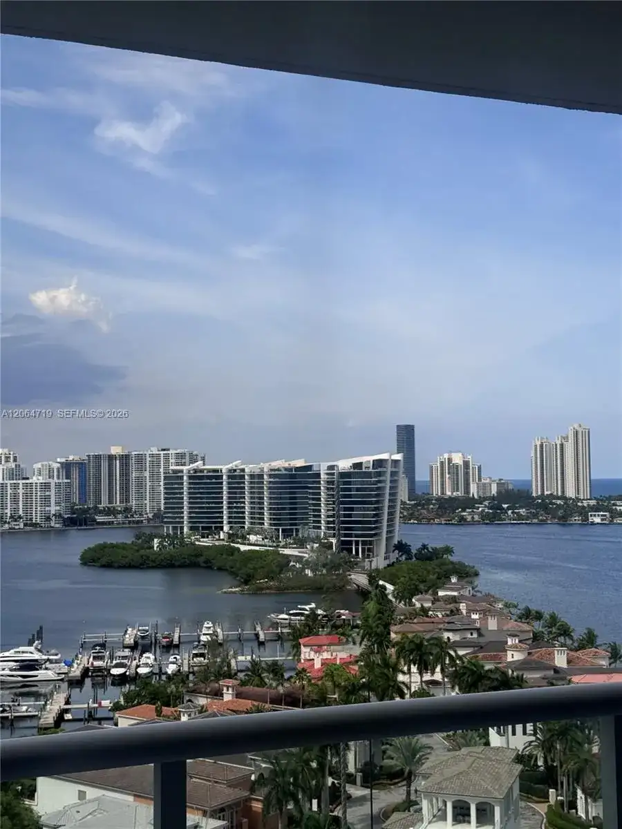 4000 Island Blvd # 1804, Aventura FL 33160 photo 2