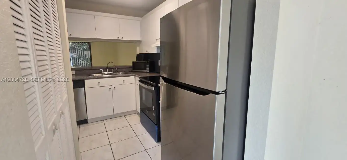 9092 NW 40th St # 4, Coral Springs FL 33065 photo 5