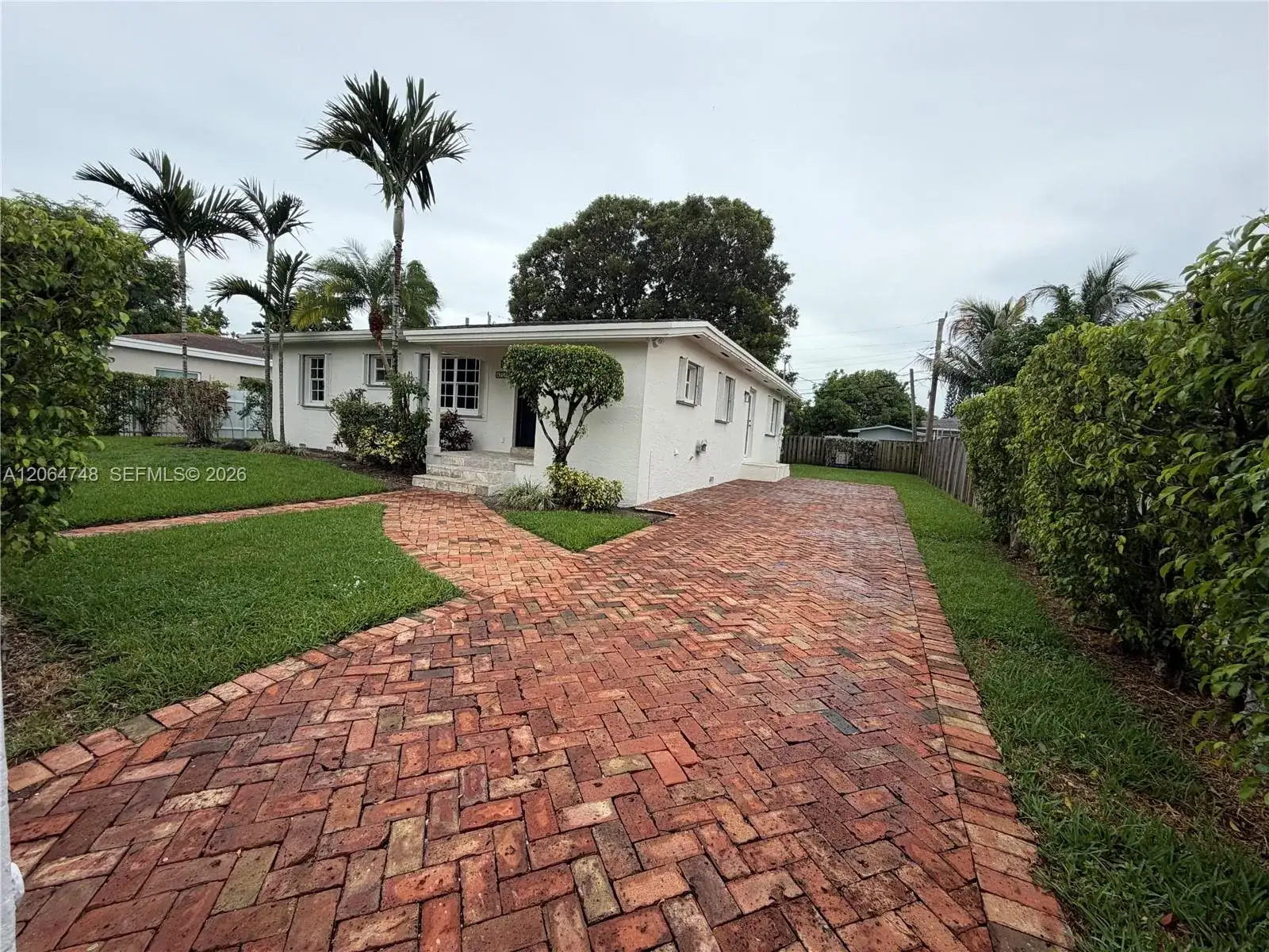 6746 SW 32nd Ter, Miami FL 33155 photo 4